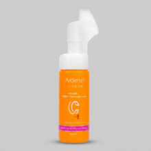 فوم شوینده و شفاف کننده پوست صورت آردن سی فکتور حاوی Vitamin C حجم 150 میلی‌لیتر